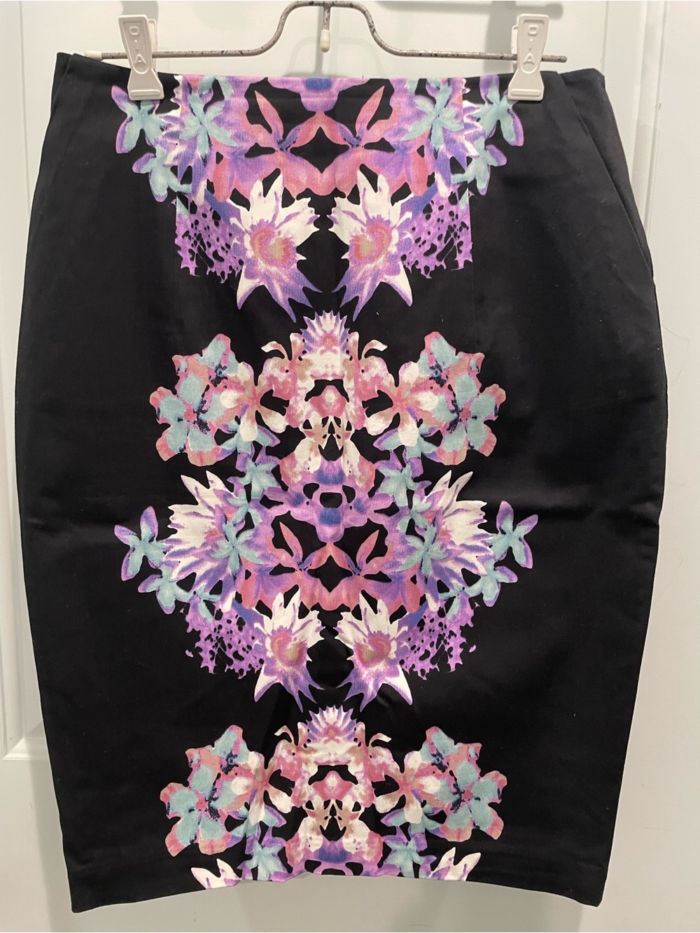 Black Floral-Print Pencil Skirt - Purple & Pink Accents